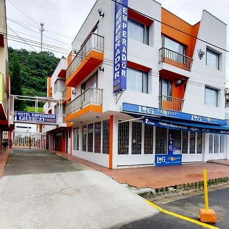 Hotel Emperador Barbosa  Zewnętrze zdjęcie