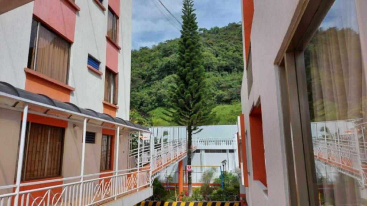 Hotel Emperador Barbosa  Zewnętrze zdjęcie