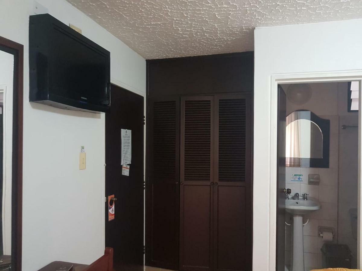 Hotel Emperador Barbosa  Zewnętrze zdjęcie