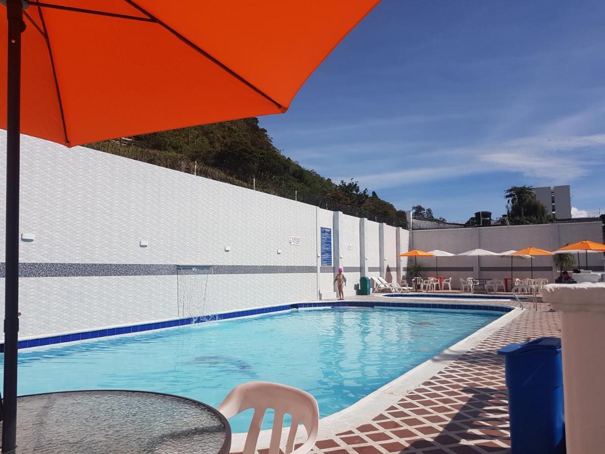 Hotel Emperador Barbosa  Zewnętrze zdjęcie